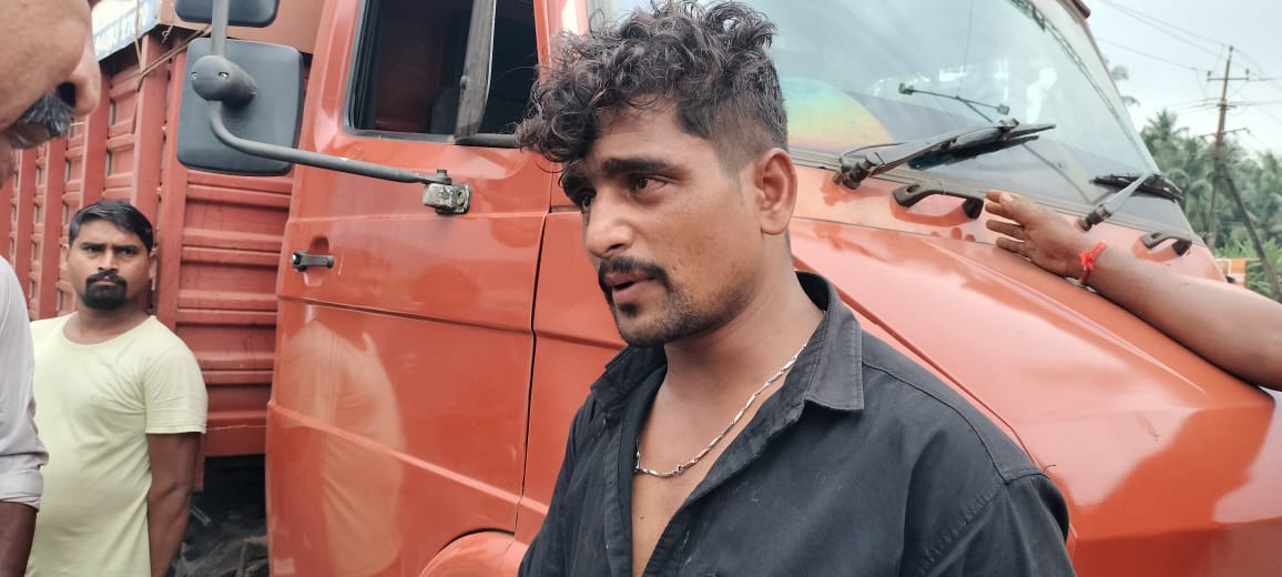 ಕುಡಿದ ಮತ್ತಿನಲ್ಲಿ ಮೊಟ್ಟೆ ವಾಹನ ಚಾಲನೆ; ಸಾರ್ವಜನಿಕರ ಜೀವಕ್ಕೆ ಕುತ್ತು — photo 2